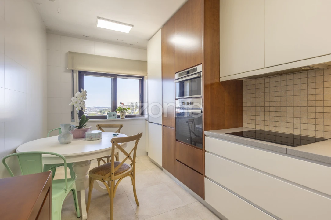 Apartamento T4 para Venda em Rio Tinto Foto 12