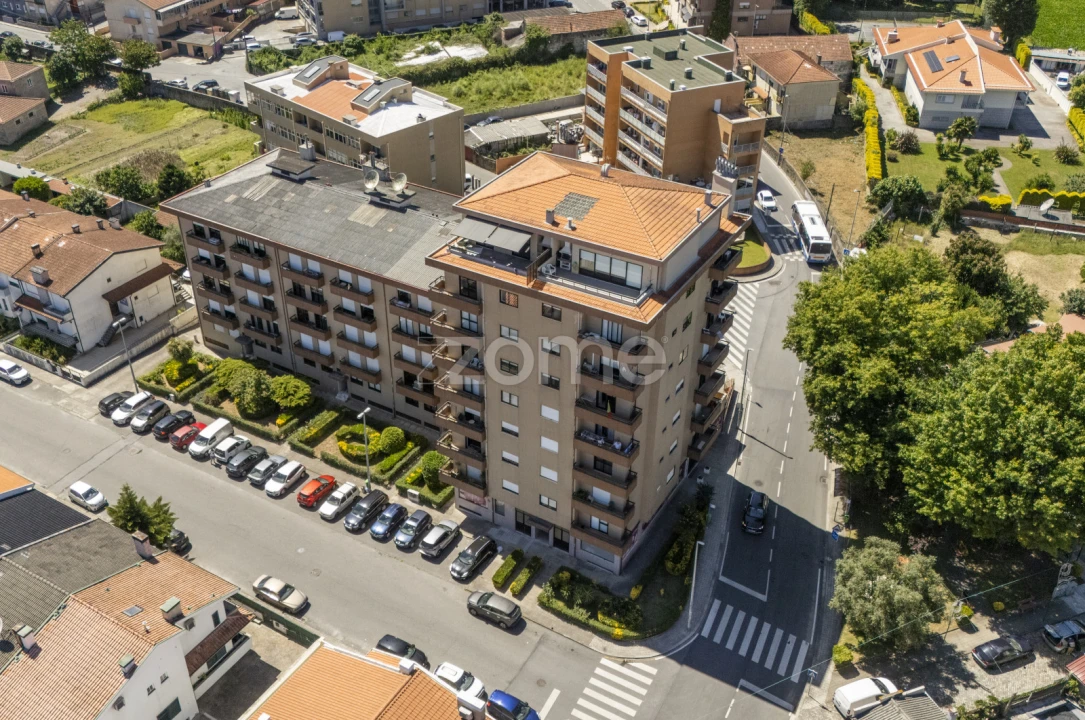 Apartamento T4 para Venda em Rio Tinto Foto 39