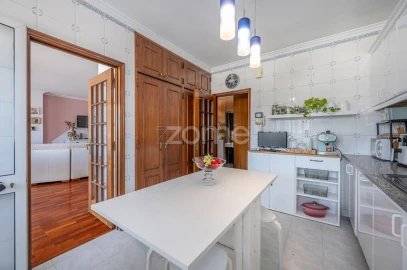Apartamento T3 para Venda em São João da Madeira