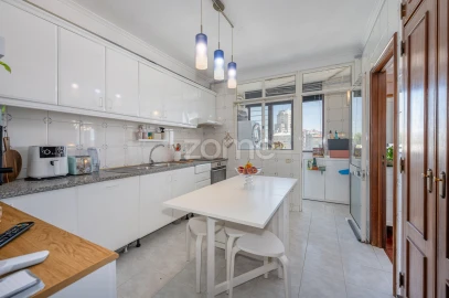 Apartamento T3 para Venda em São João da Madeira