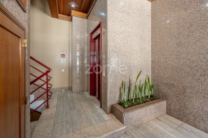 Apartamento T3 para Venda em São João da Madeira