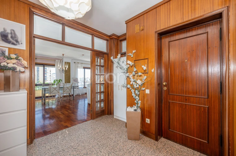 Apartamento T3 para Venda em São João da Madeira Foto 16