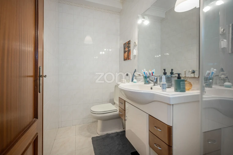 Apartamento T3 para Venda em São João da Madeira Foto 26