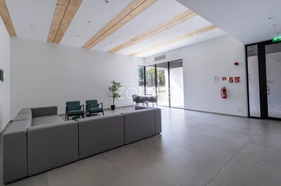 Apartamento T2 para Arrendamento em Azurem