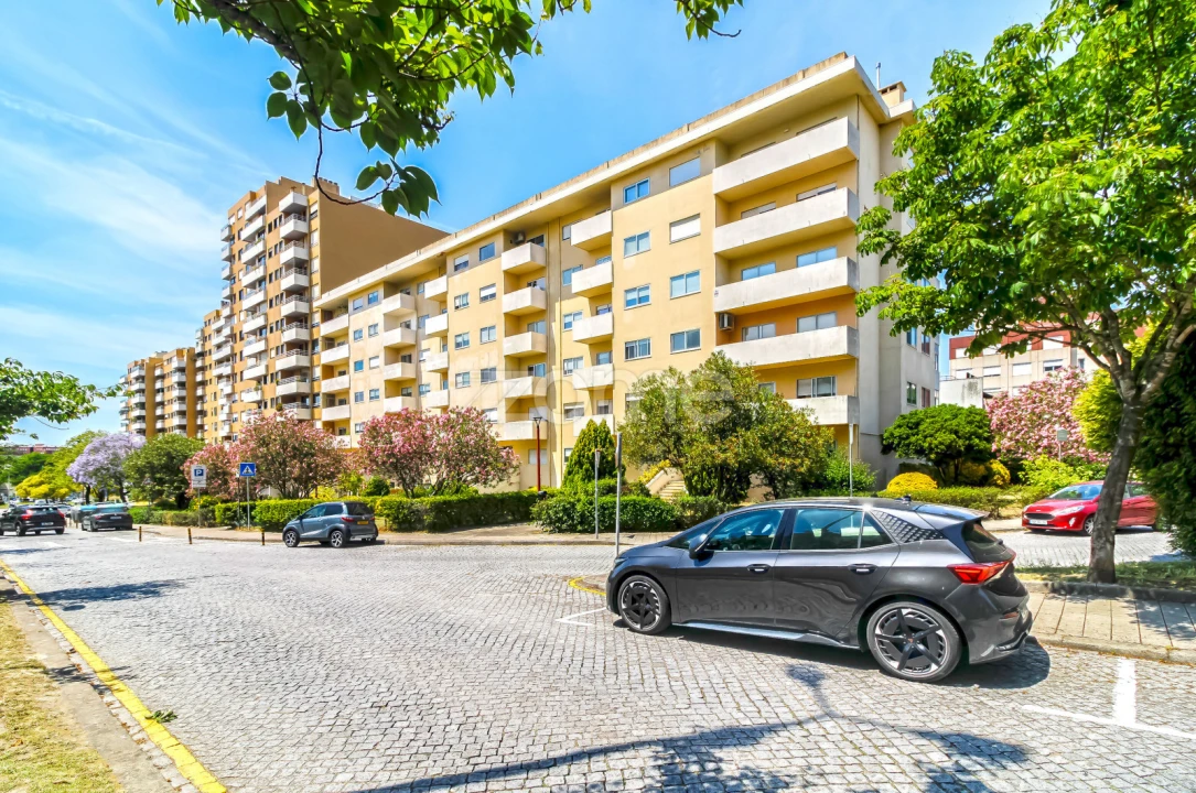 Apartamento T2 para Venda em Lordelo do Ouro e Massarelos Foto 43