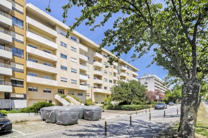 Apartamento T2 para Venda em Lordelo do Ouro e Massarelos