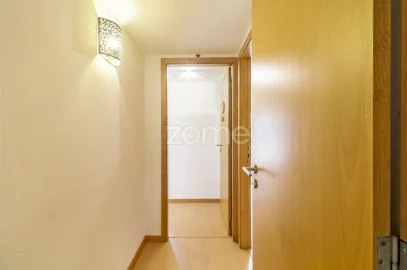 Apartamento T2 para Venda em Lordelo do Ouro e Massarelos