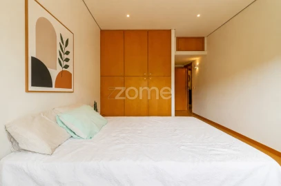 Apartamento T2 para Venda em Lordelo do Ouro e Massarelos
