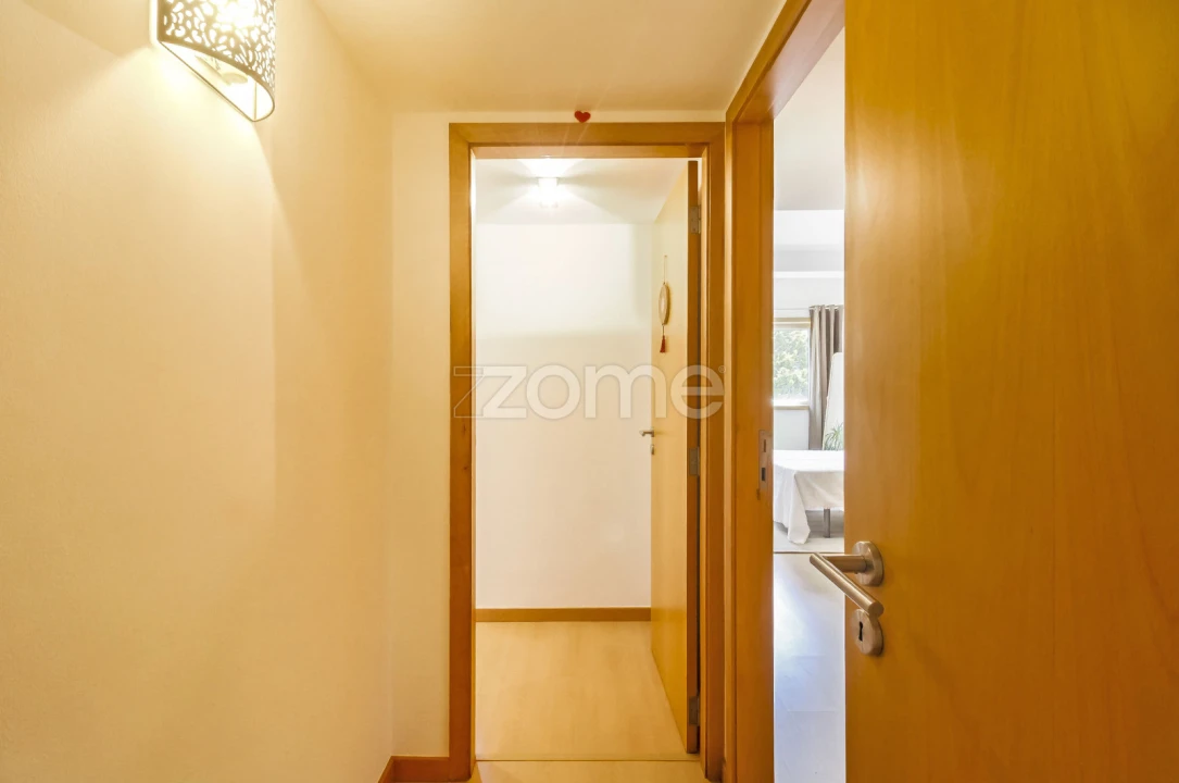 Apartamento T2 para Venda em Lordelo do Ouro e Massarelos Foto 28