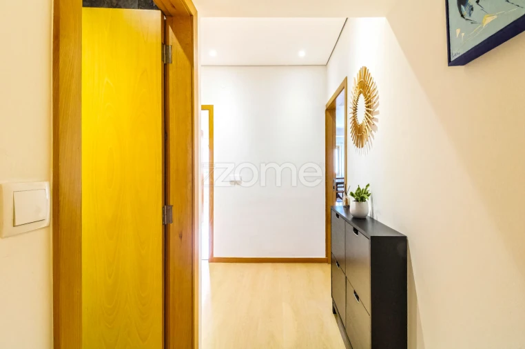Apartamento T2 para Venda em Lordelo do Ouro e Massarelos Foto 16
