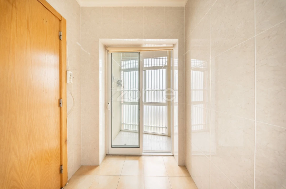 Apartamento T3 para Venda em Tondela e Nandufe Foto 15