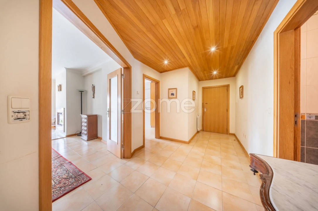 Apartamento T3 para Venda em Tondela e Nandufe Foto 17
