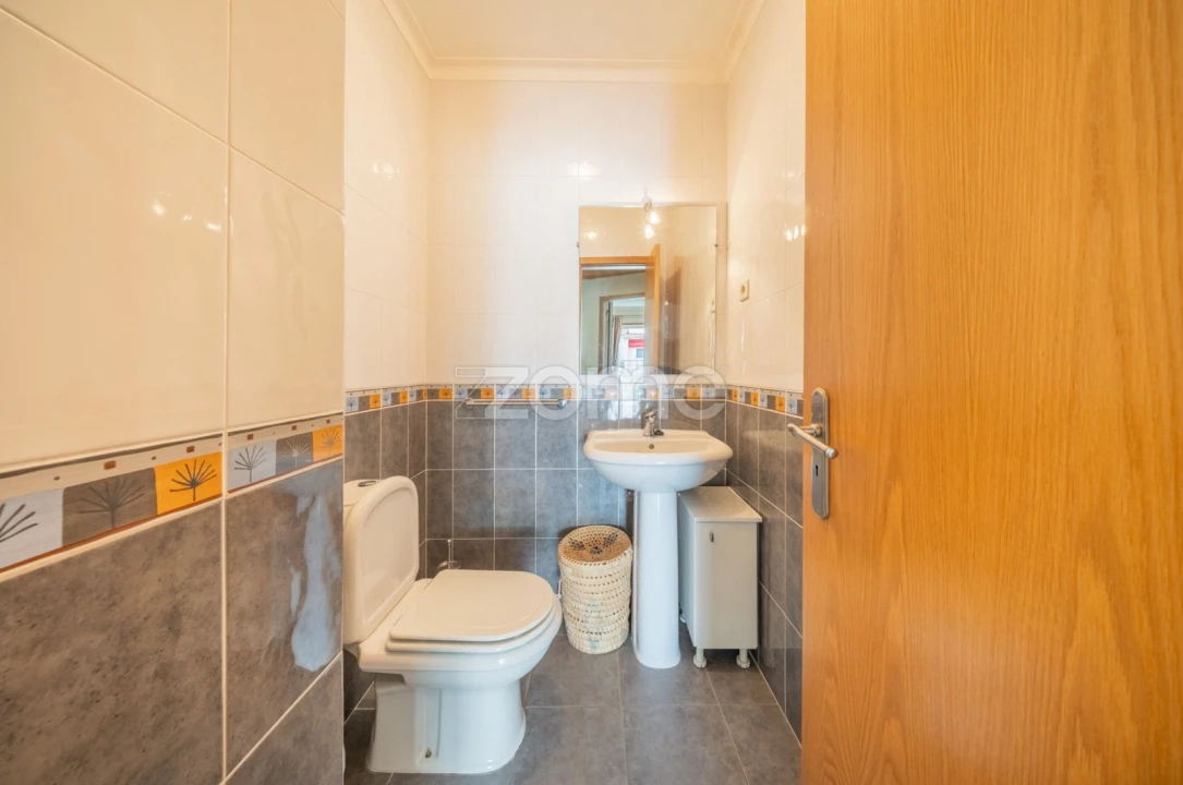 Apartamento T3 para Venda em Tondela e Nandufe Foto 18