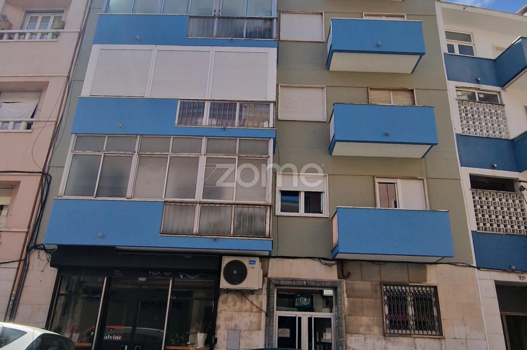Apartamento T2 para Venda em Arroios Foto 30