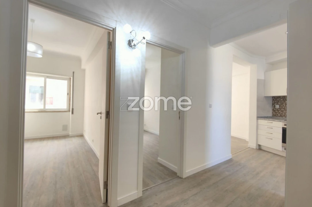 Apartamento T2 para Venda em Arroios Foto 4