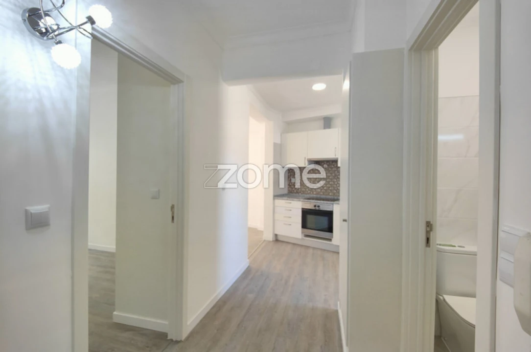Apartamento T2 para Venda em Arroios Foto 5