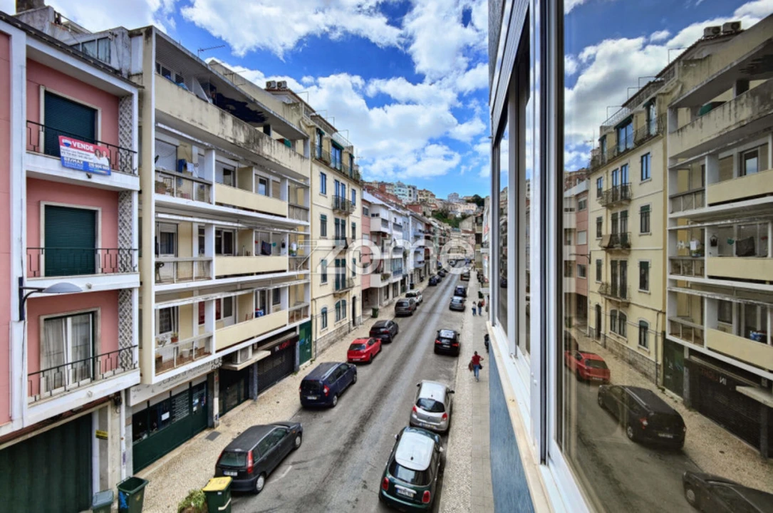 Apartamento T2 para Venda em Arroios Foto 19