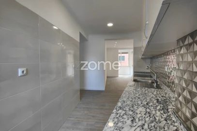 Apartamento T2 para Venda em Arroios