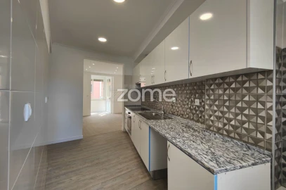 Apartamento T2 para Venda em Arroios