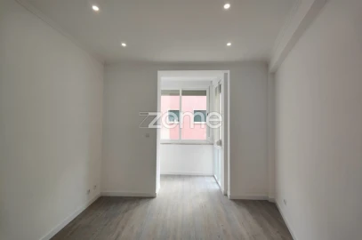 Apartamento T2 para Venda em Arroios