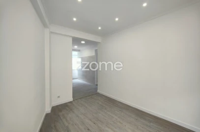 Apartamento T2 para Venda em Arroios