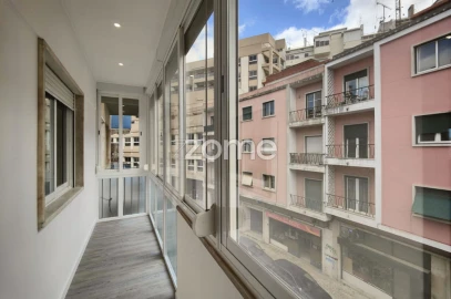 Apartamento T2 para Venda em Arroios