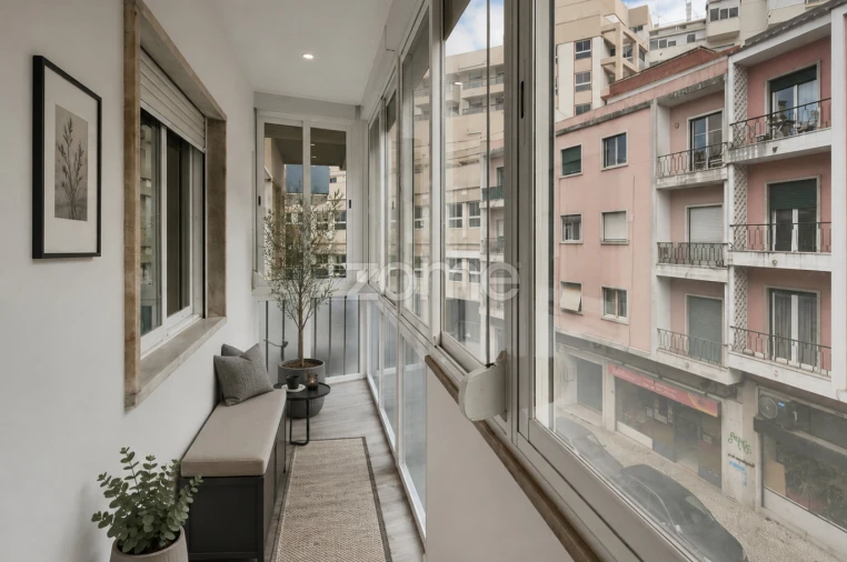Apartamento T2 para Venda em Arroios Foto 19