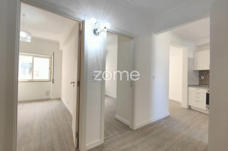 Apartamento T2 para Venda em Arroios Foto 4