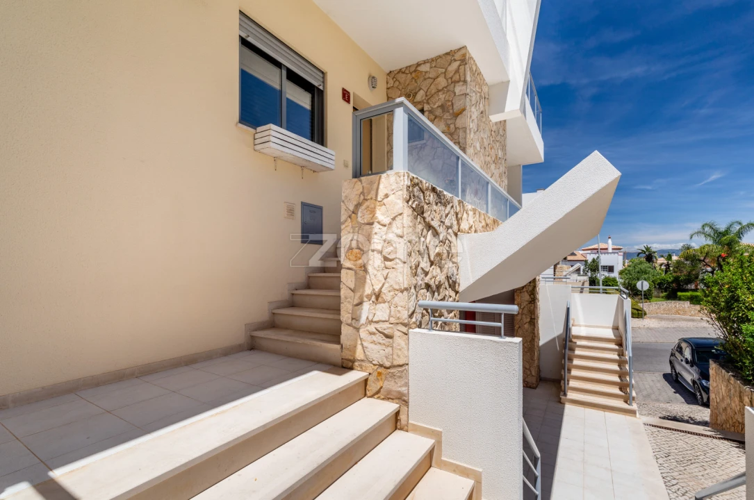 Apartamento T2 para Venda em Portimão Foto 1