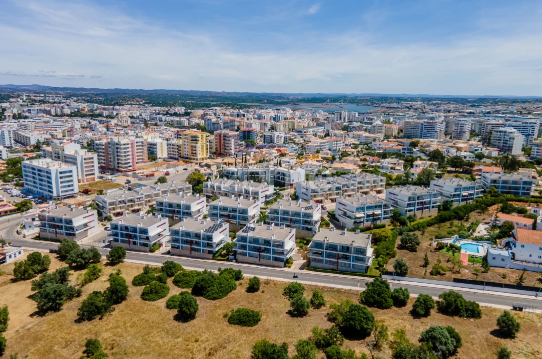 Apartamento T2 para Venda em Portimão Foto 31
