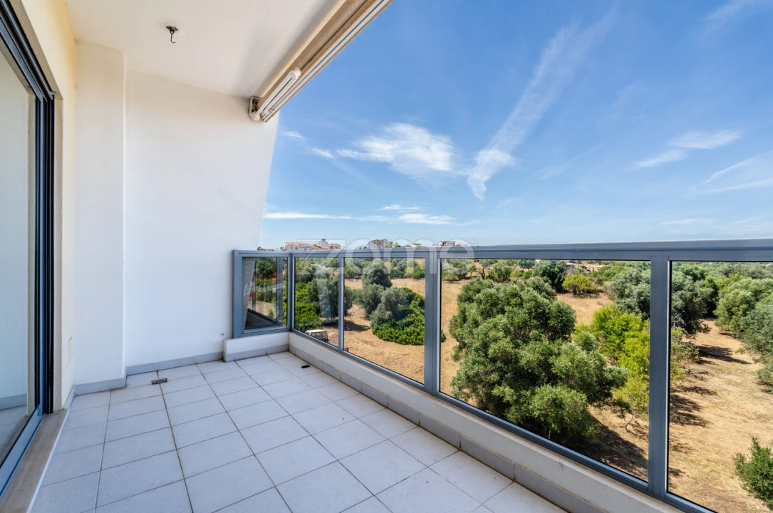 Apartamento T2 para Venda em Portimão Foto 18
