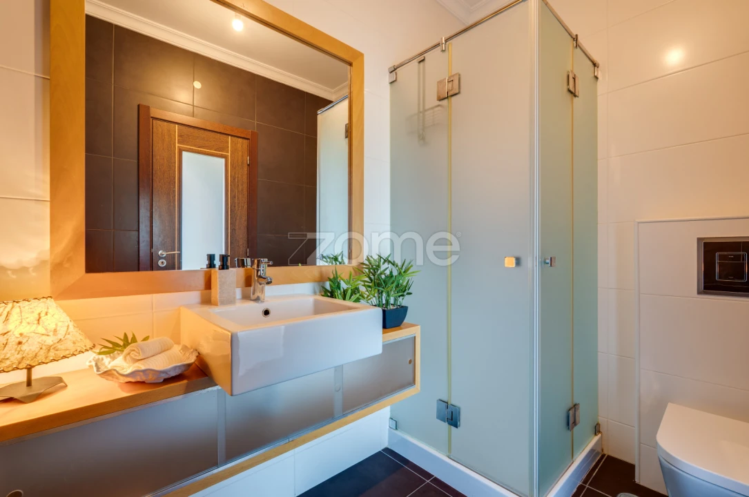 Apartamento T2 para Venda em Portimão Foto 21
