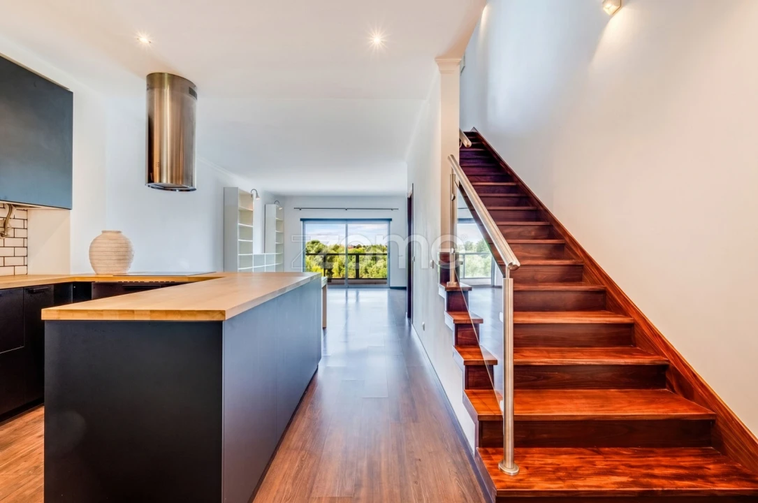 Apartamento T2 para Venda em Portimão Foto 4