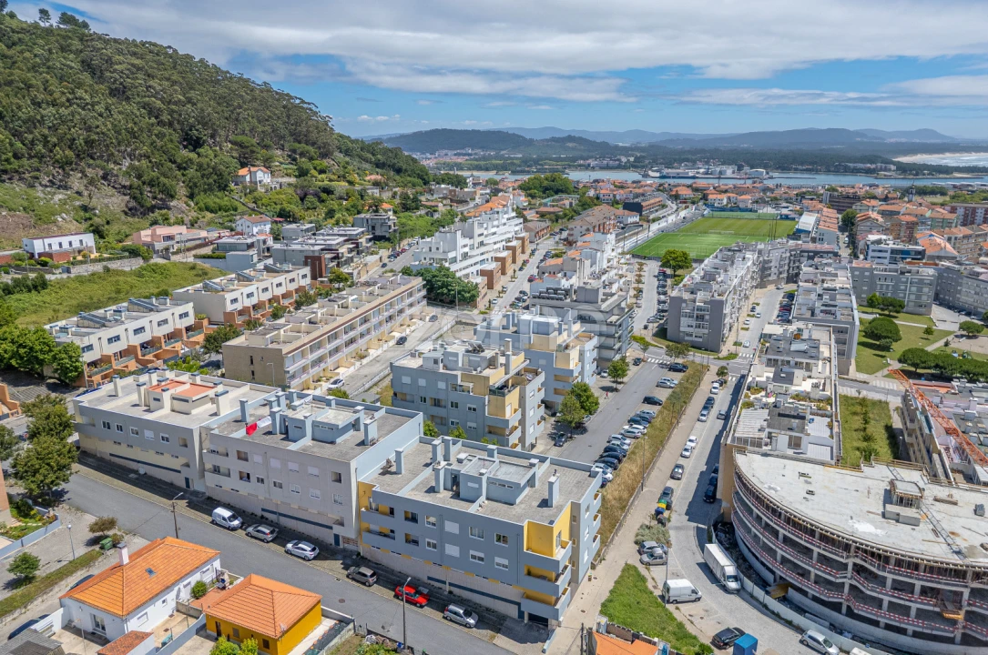 Apartamento T2 para Venda em Areosa Foto 15