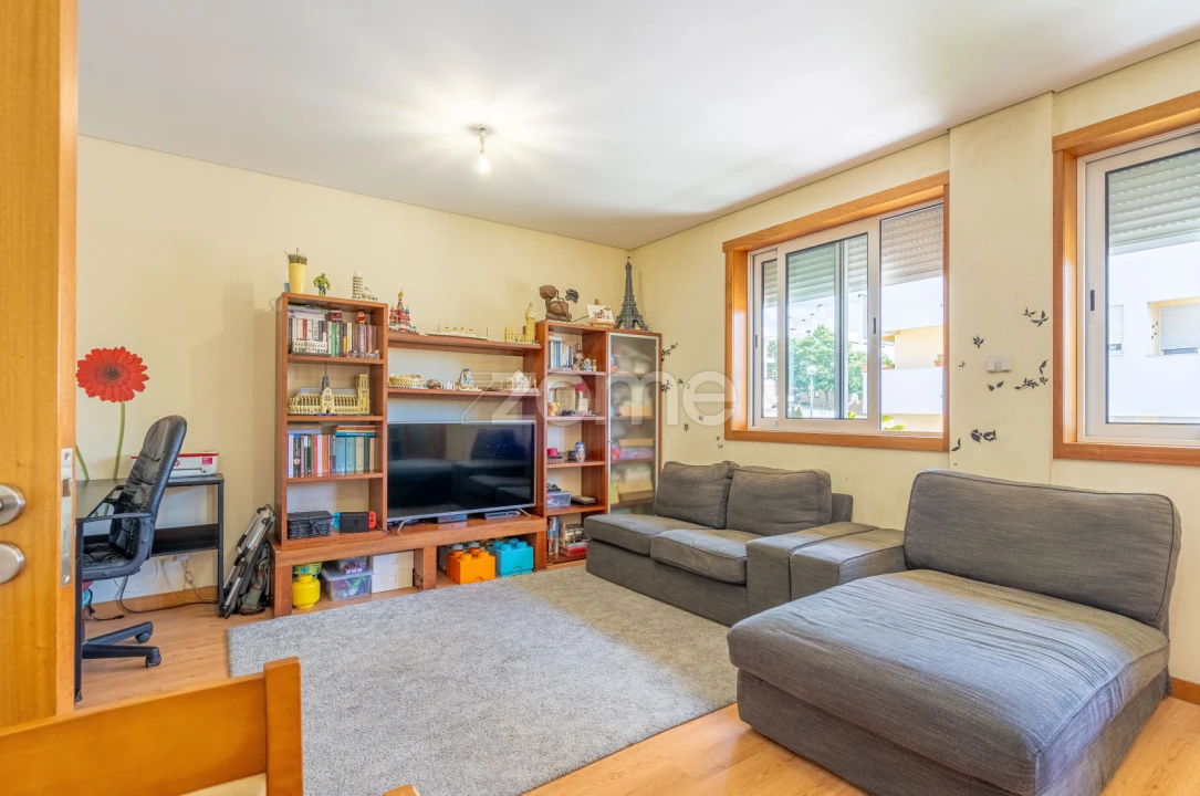 Apartamento T2 para Venda em Areosa Foto 3