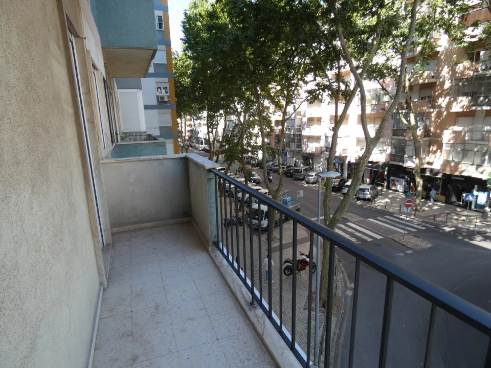 Apartamento T3 para Venda em Benfica Foto 25