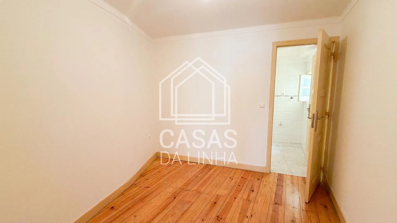 Apartamento T2 para Venda em Misericórdia Foto 12