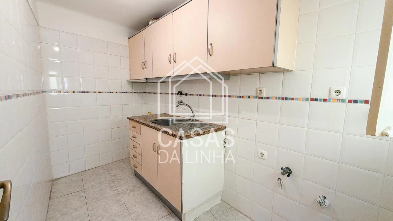 Apartamento T2 para Venda em Misericórdia Foto 3