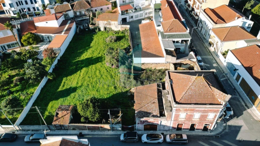 Moradia T4 para Venda em Paião Foto 2