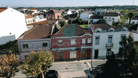 Moradia T4 para Venda em Paião