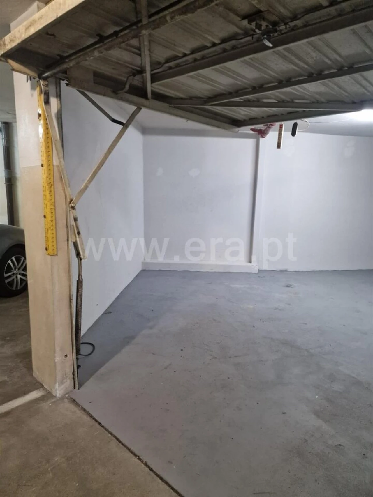 Garagem para Venda em Gulpilhares e Valadares Foto 4