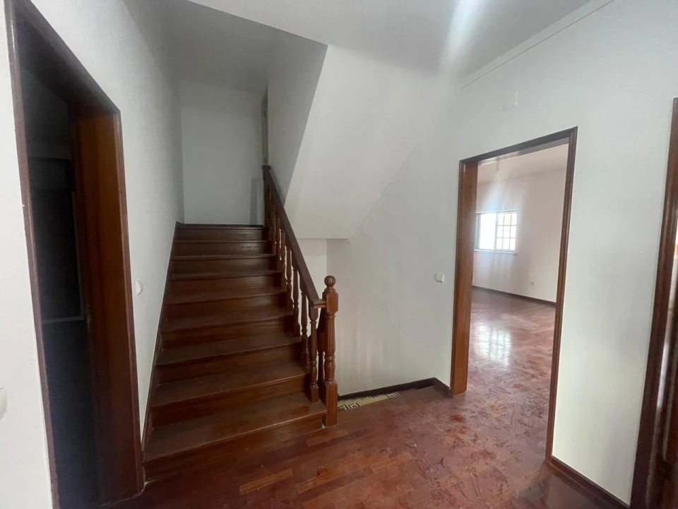 Moradia T4 para Venda em São João Baptista Foto 41