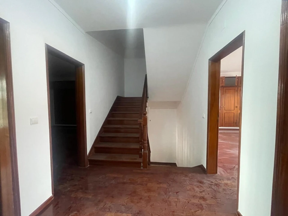 Moradia T4 para Venda em São João Baptista Foto 42