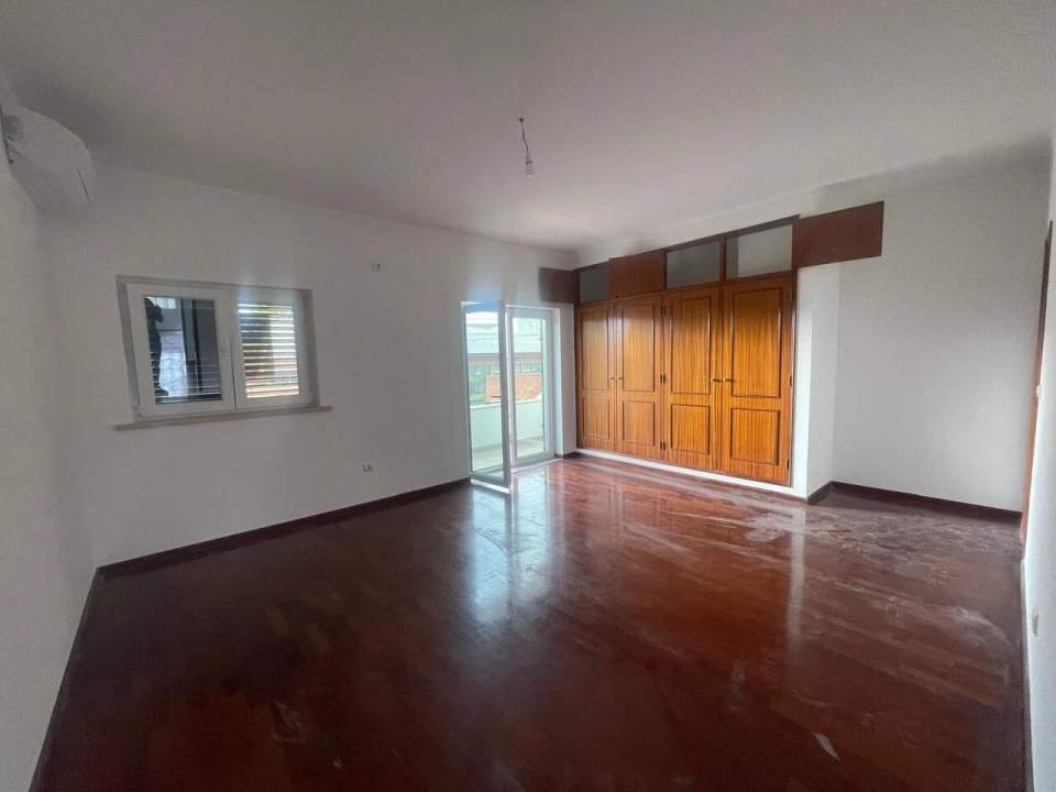 Moradia T4 para Venda em São João Baptista Foto 46