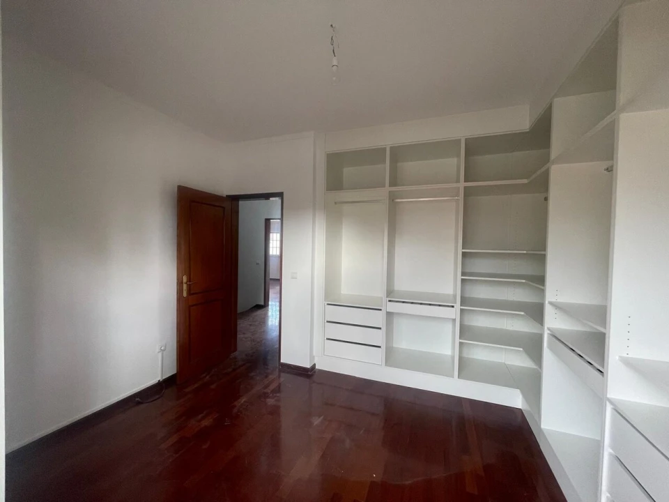 Moradia T4 para Venda em São João Baptista Foto 49