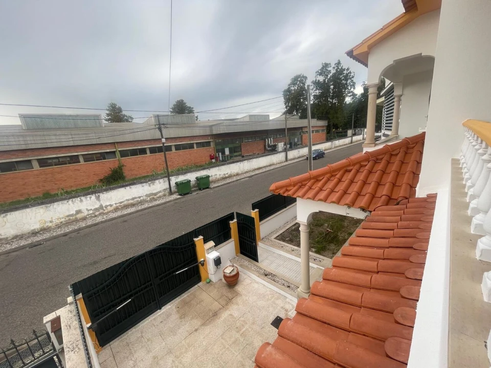 Moradia T4 para Venda em São João Baptista Foto 51