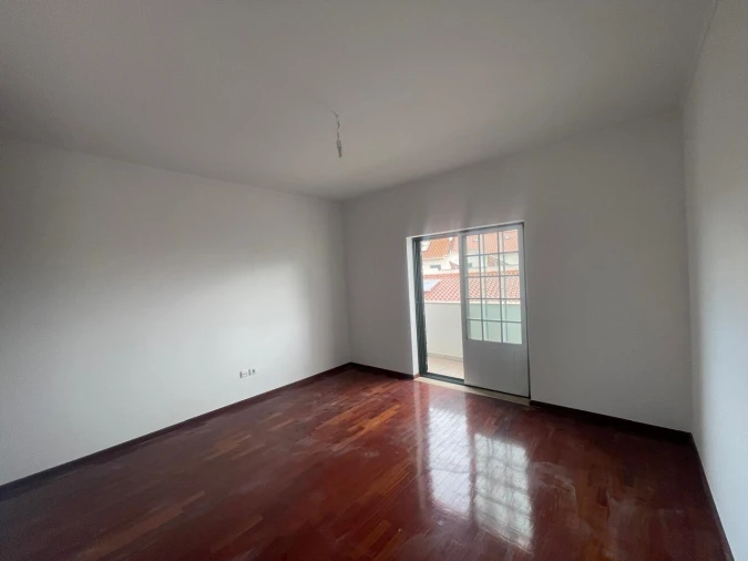 Moradia T4 para Venda em São João Baptista Foto 55