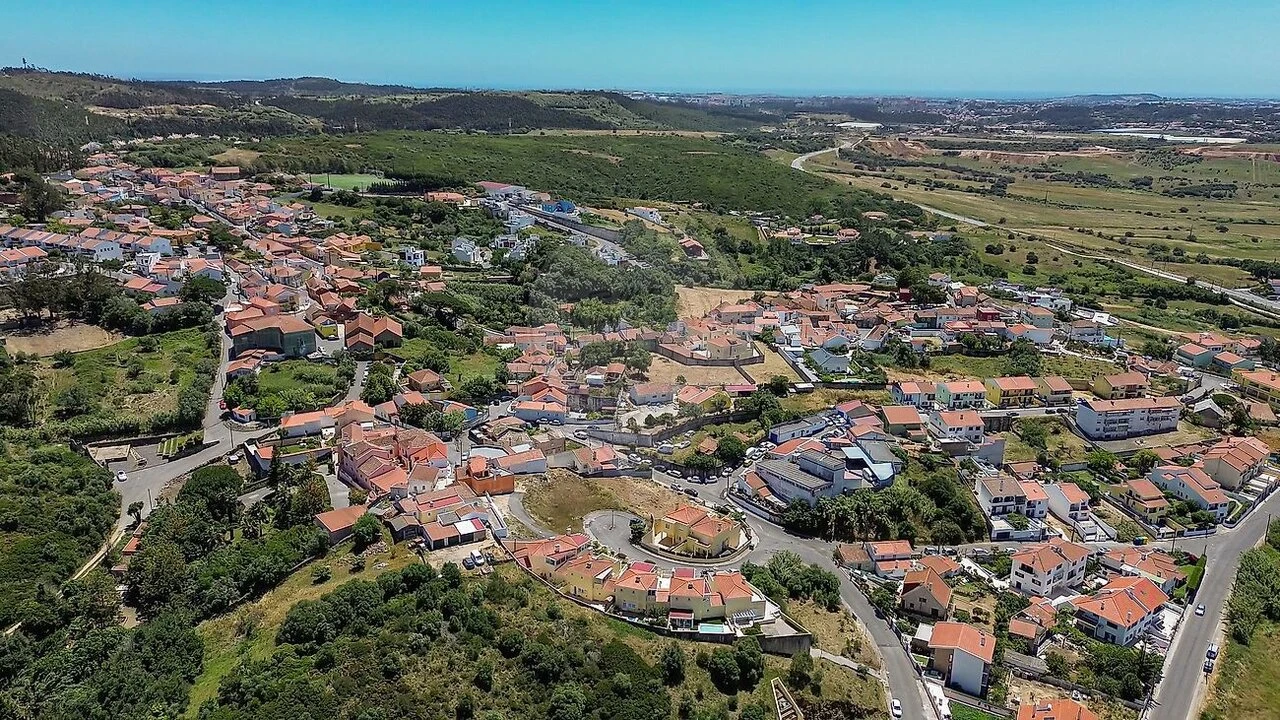 Terreno para Venda em Almargem do Bispo, Pêro Pinheiro e Montelavar Foto 11
