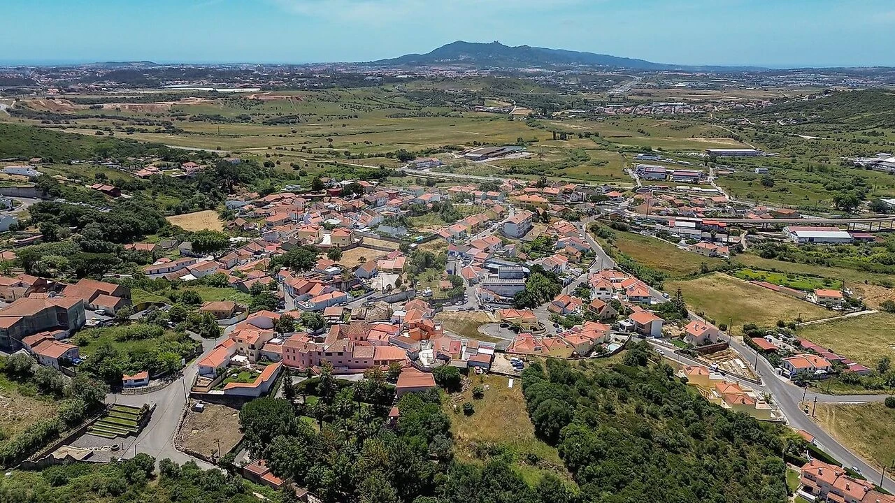 Terreno para Venda em Almargem do Bispo, Pêro Pinheiro e Montelavar Foto 4