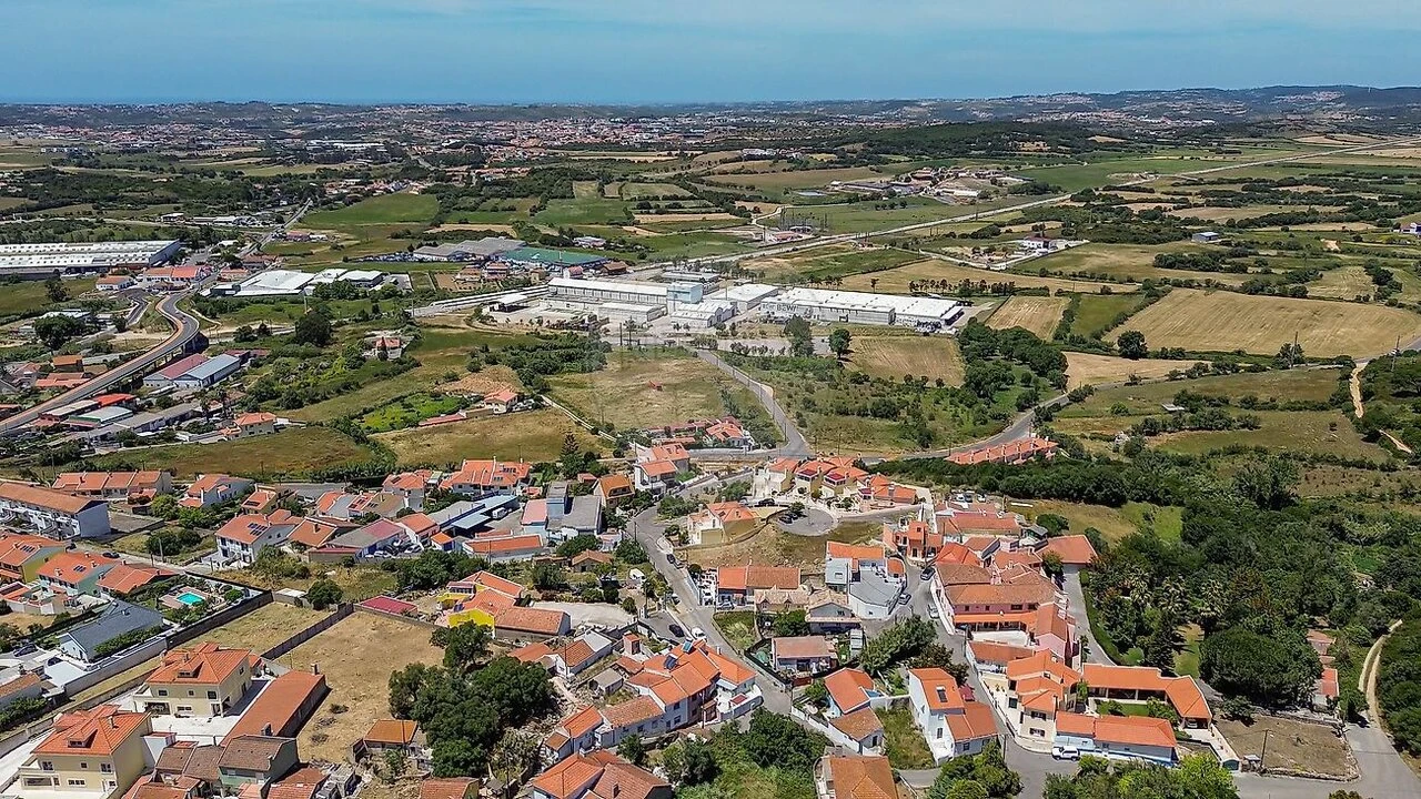 Terreno para Venda em Almargem do Bispo, Pêro Pinheiro e Montelavar Foto 10